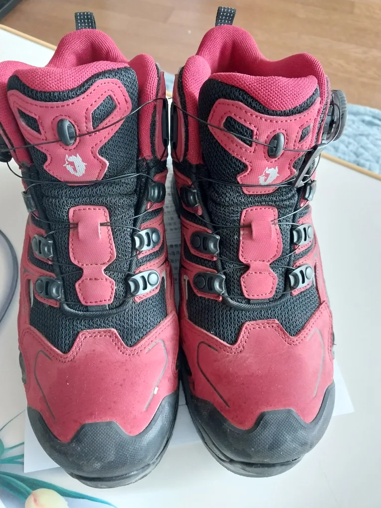 블랙야크 여성등산화245