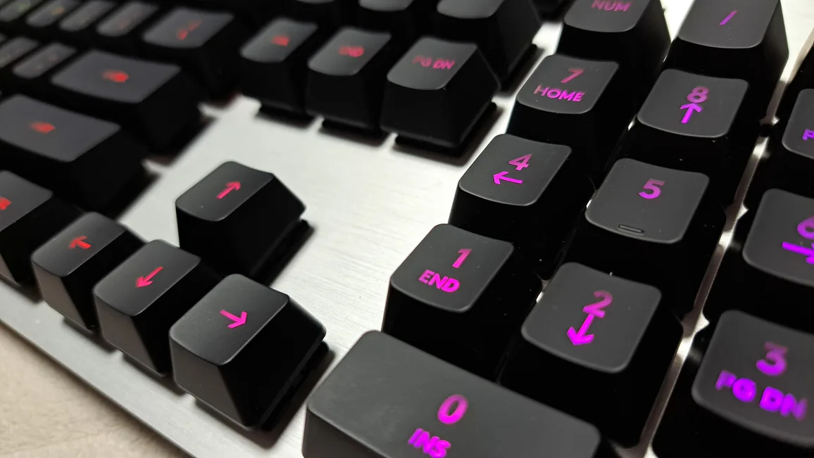 [로지텍 게이밍 키보드] 유선 중고 팔아요