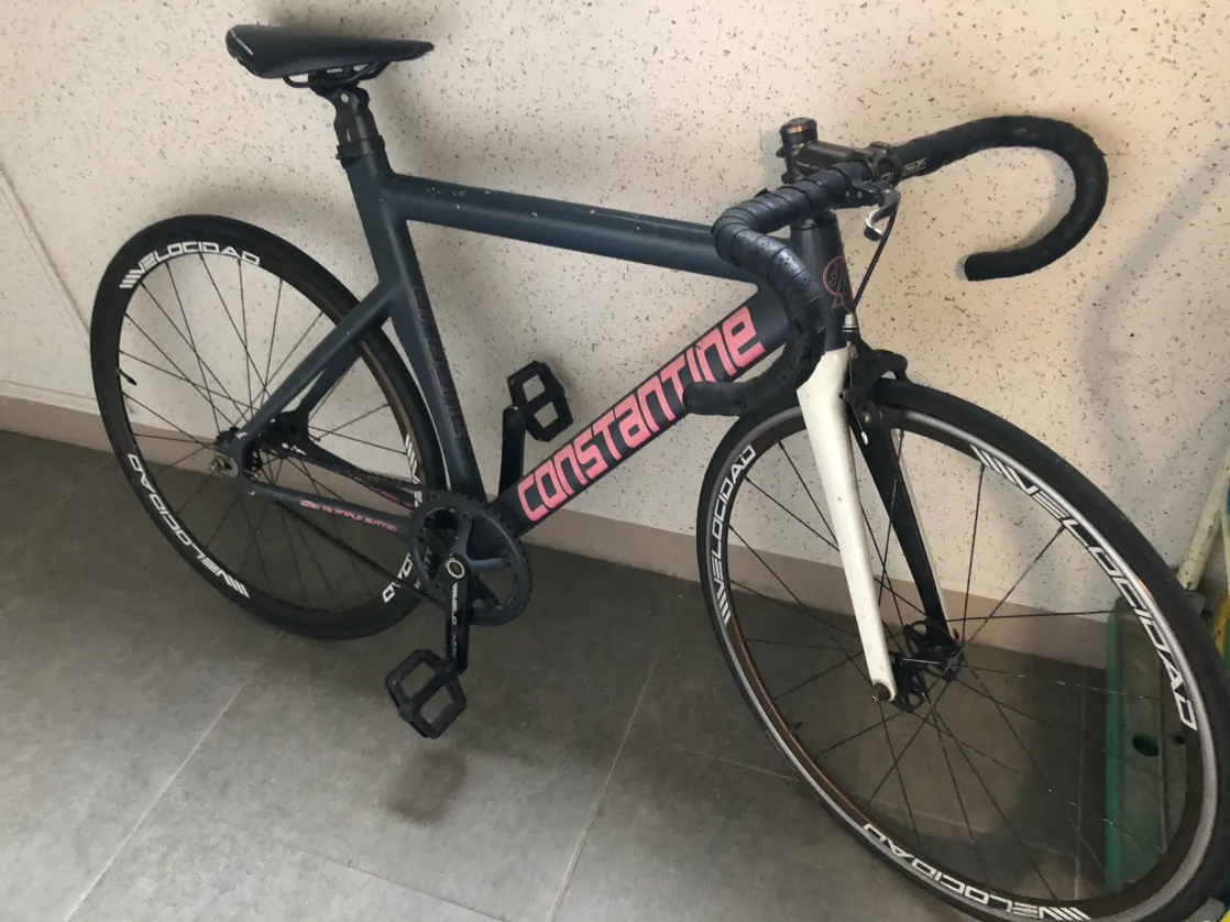 콘스탄틴 픽시 자전거