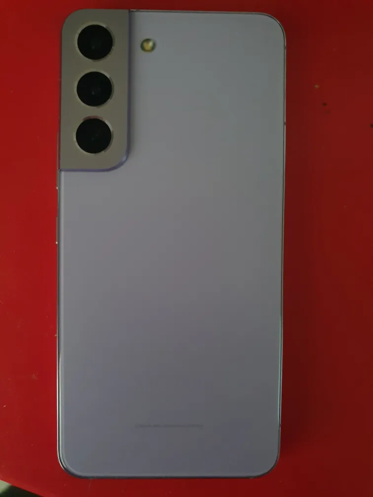 s22  바이올렛새거같은중고폰