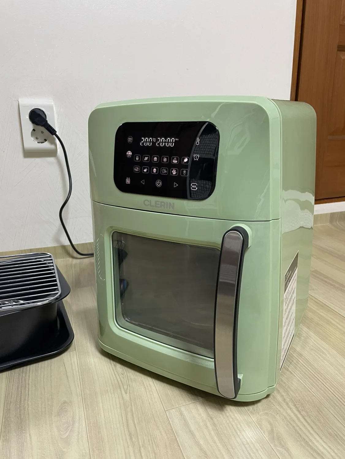 [중고] 클레린 오븐형 에어프라이어 민트 팝니다.