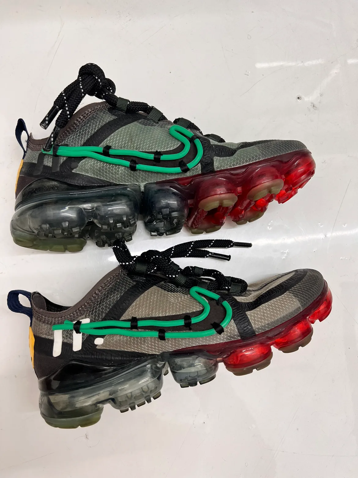 CPFM 베이퍼맥스 245 사이즈 (중고)