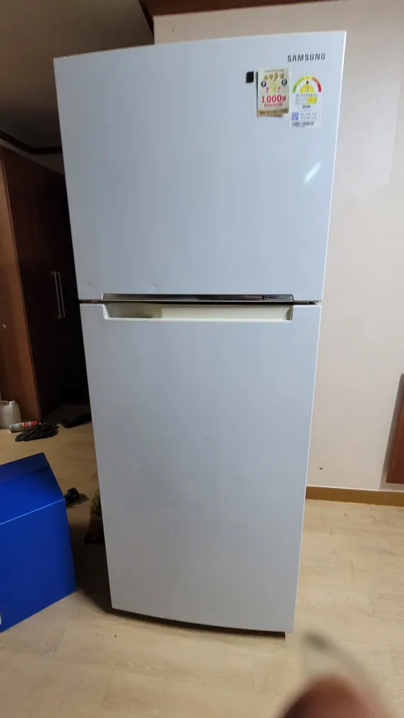 냉장고 300리터 이상급 중고 팝니다