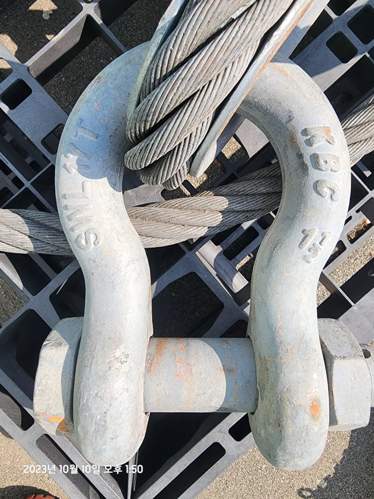 와이어로프 및 샤클 팝니다.(새것같은 중고)