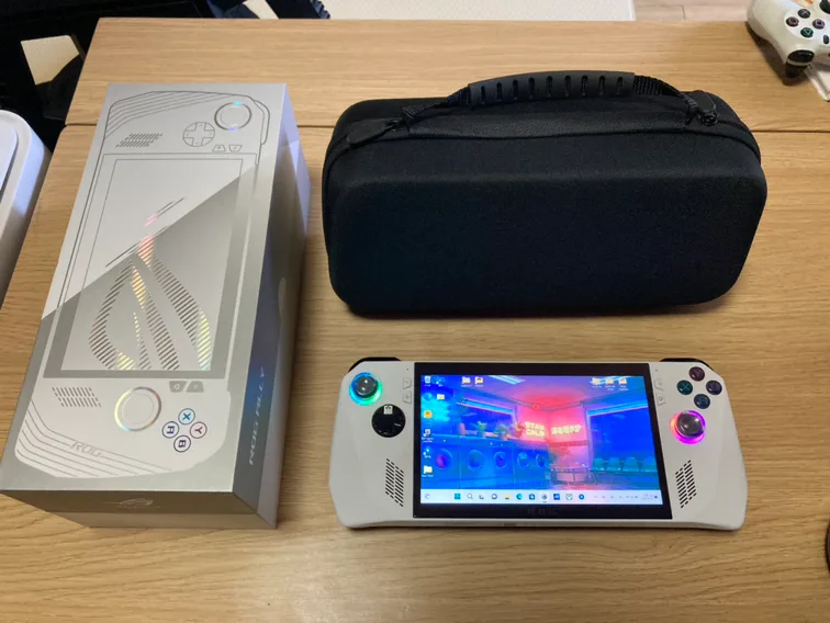 정발 중고 ROG ALLY 2테라 팝니다.