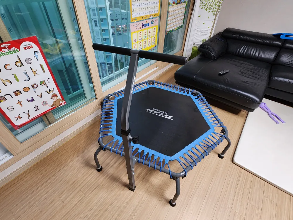 타이탄 육각 트렘폴린(중고)판매해요