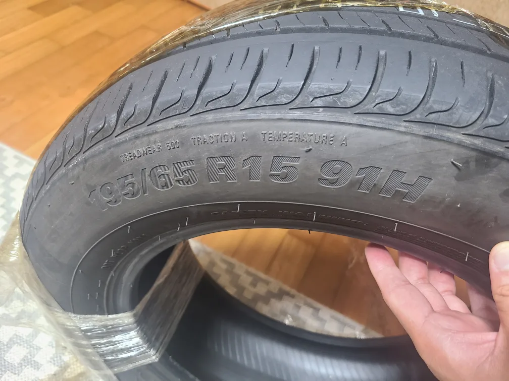 (중고타이어)195 65 15 금호타이어 ta31