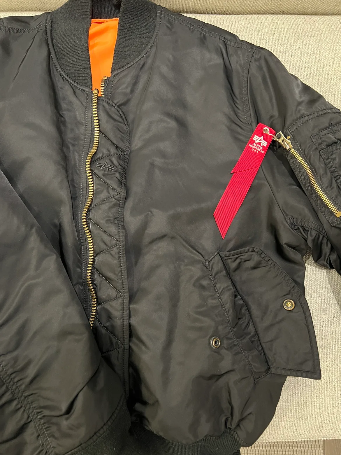 알파인더스트리 MA-1 중고제품 팝니다-!