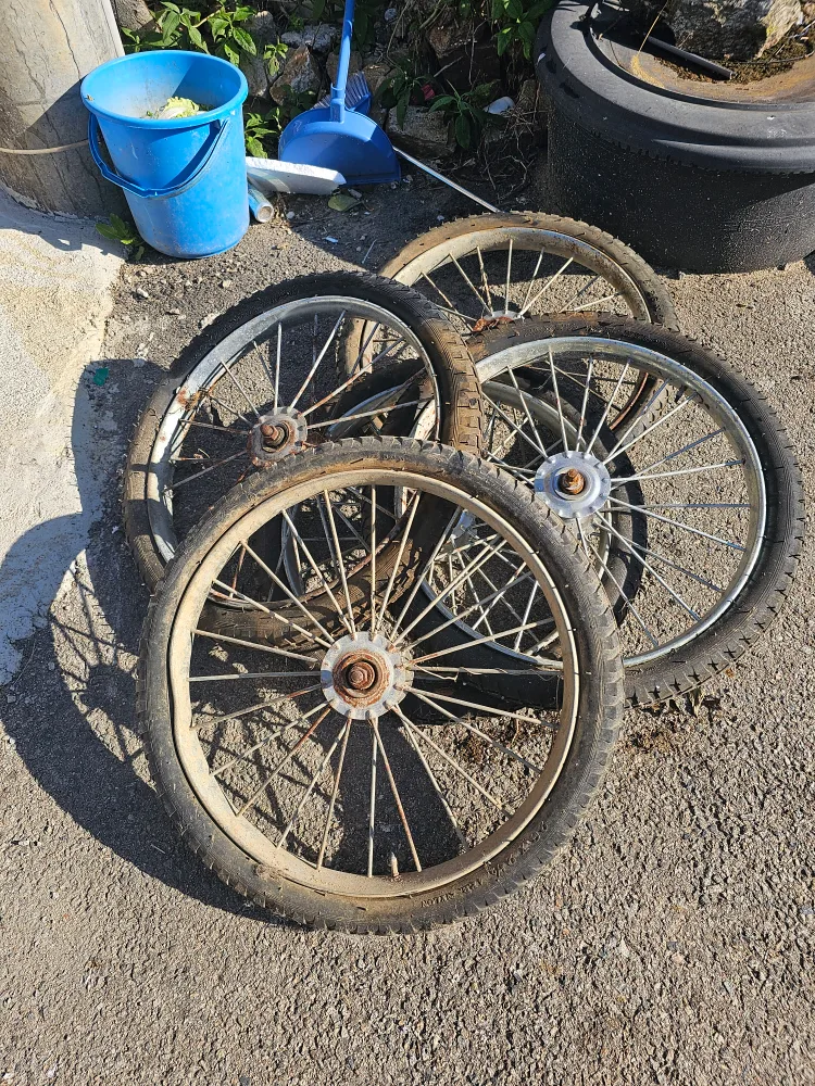 중고리어커바퀴