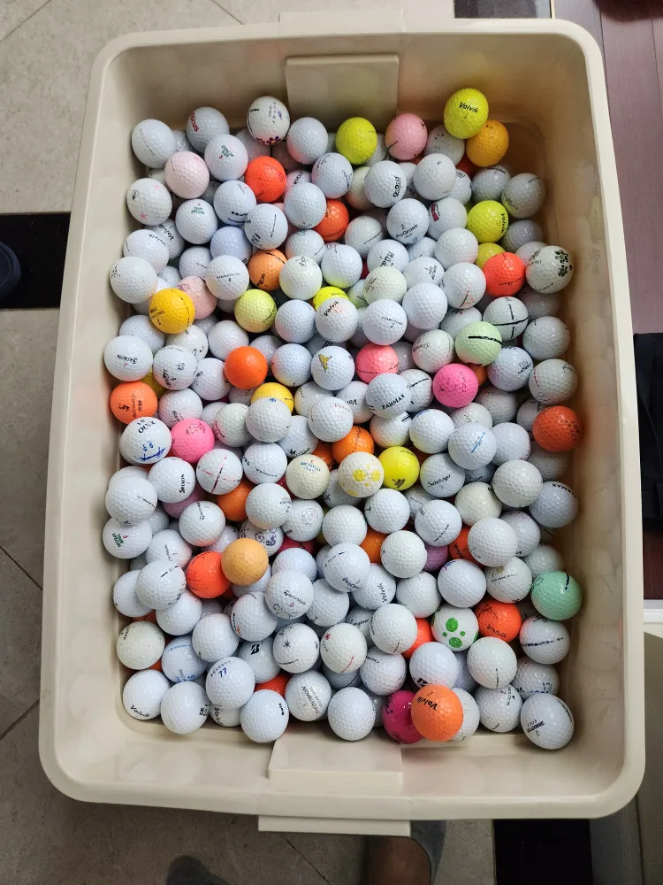 중고 골프공 엄청 싸게 팔아요(200개 넘음)