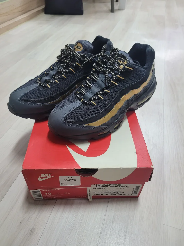 나이키 맥스 95 흑금 ( 중고 )