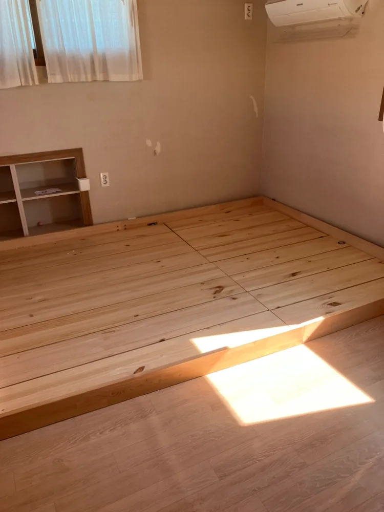 편백나무 저상형 침대프레임 (슈퍼싱글ss + 퀸 ) 중고 입니다