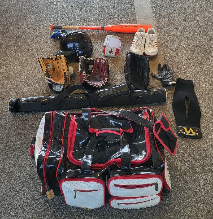 야구 장비 일괄 판매합니다