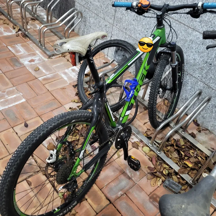 자전거 트랙 6000시리즈 중고/접이식 미니벨로 대차 가능