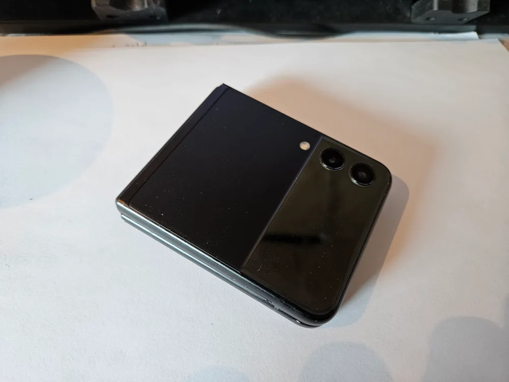 플립3 중고 판매합니다