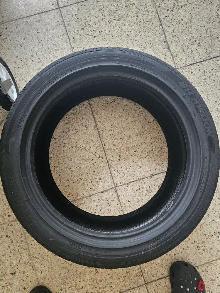 중고타이어 245 45r 19 팝니다