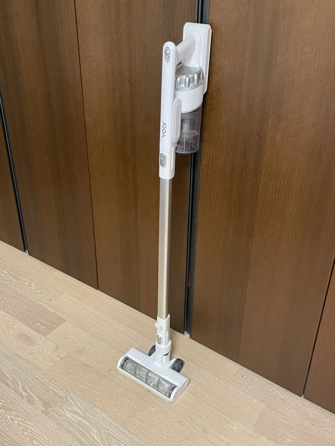 보아르 무선청소기 포스D14 중고물품 판매합니다