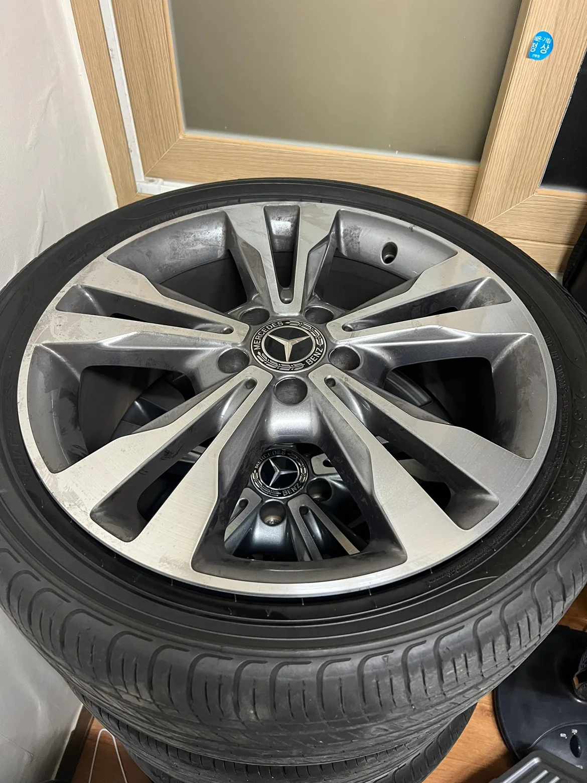 W205 C클래스 중고휠타이어