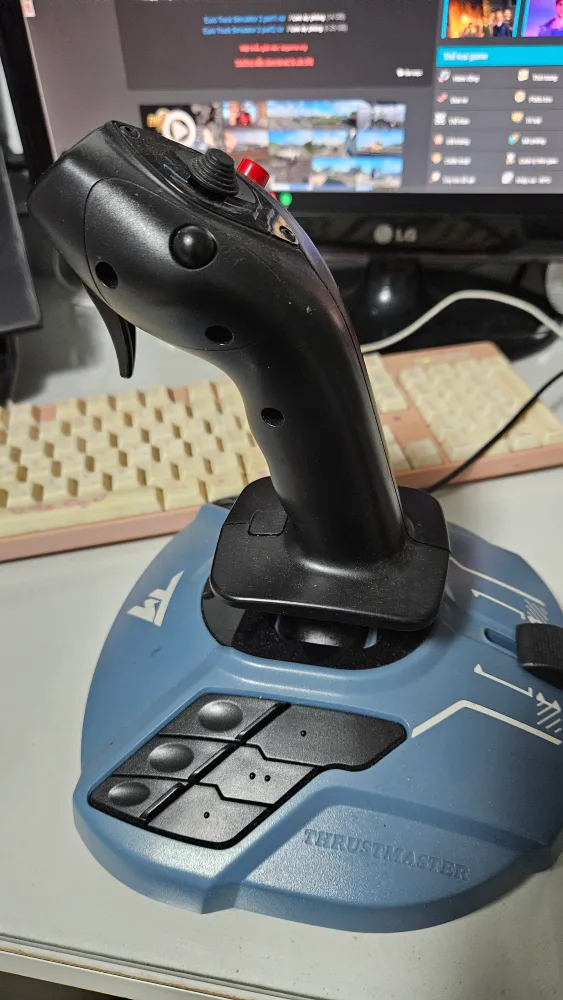 비행 시뮬레이터 조이스틱(단품) 중고 팝니다.