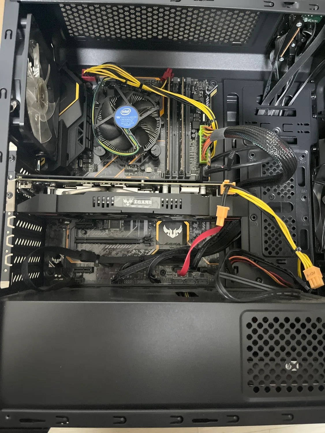 i5 8400 / gtx1060 6g / (8x2)16g 중고판매