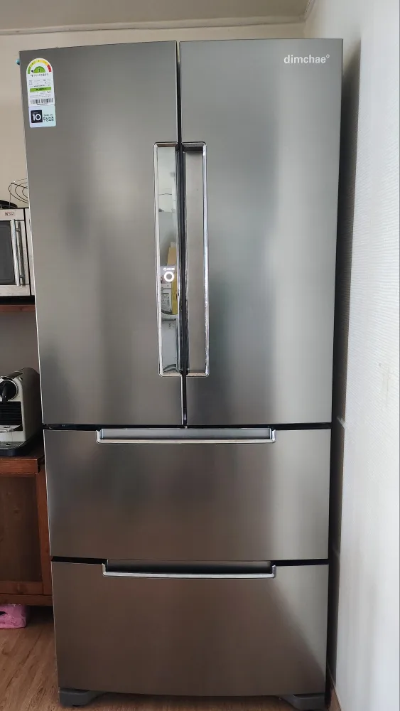 위니아딤채 김치냉장고  551리터 급매