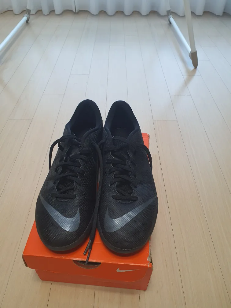 나이키 머큐리얼 축구화 TF(270mm)