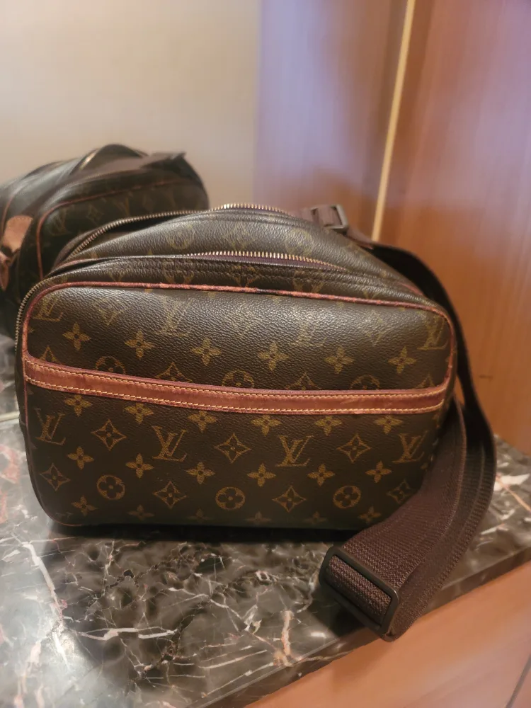 루이비통 모노그램 리포터 정품 중고