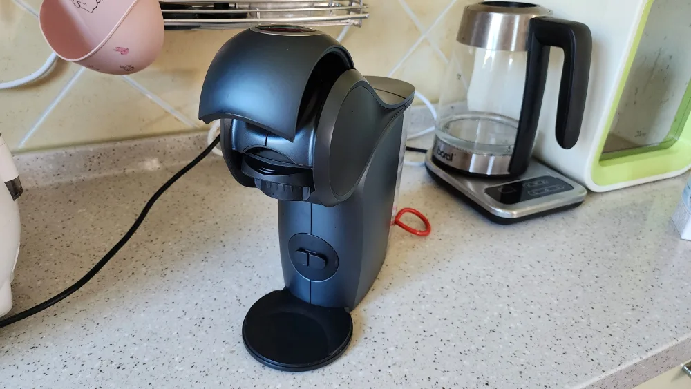 돌체구스토 지니오 에스 터치 커피머신