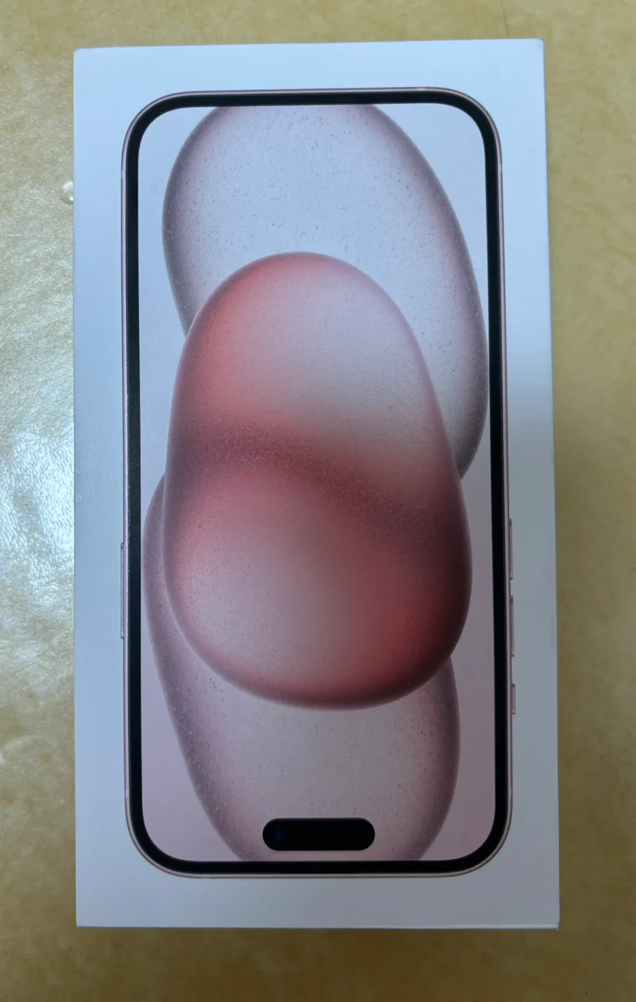 아이폰15 핑크 박스, 애플로고 스티커