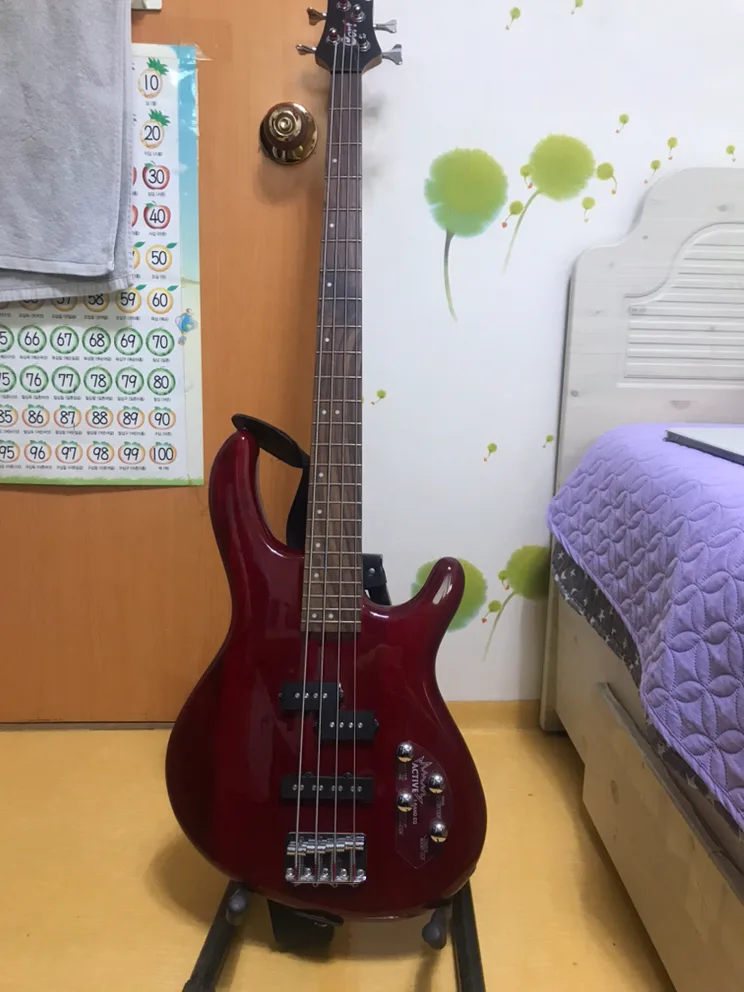 베이스기타 중고 급처합니다