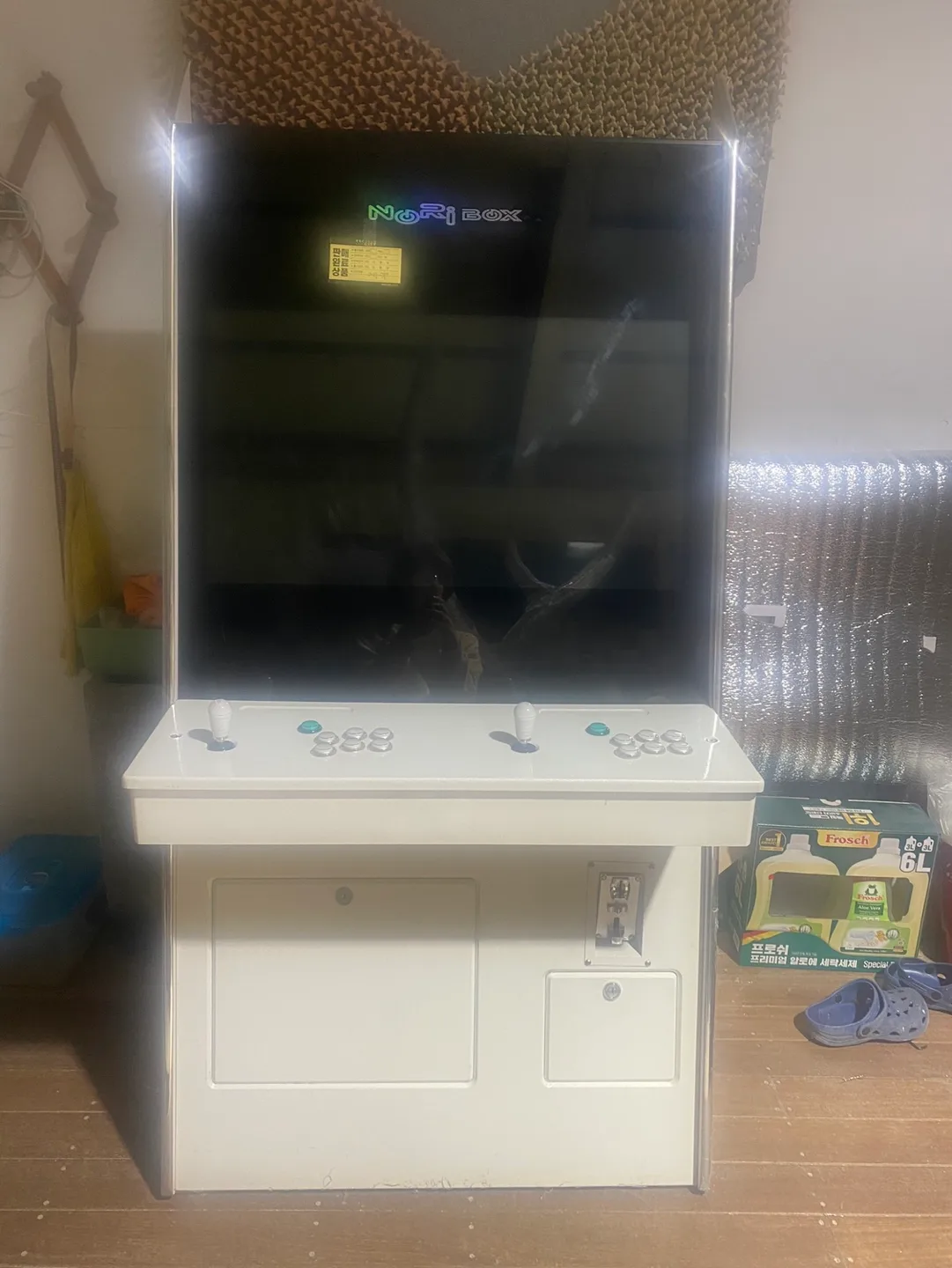 노리박스32인치 오락기