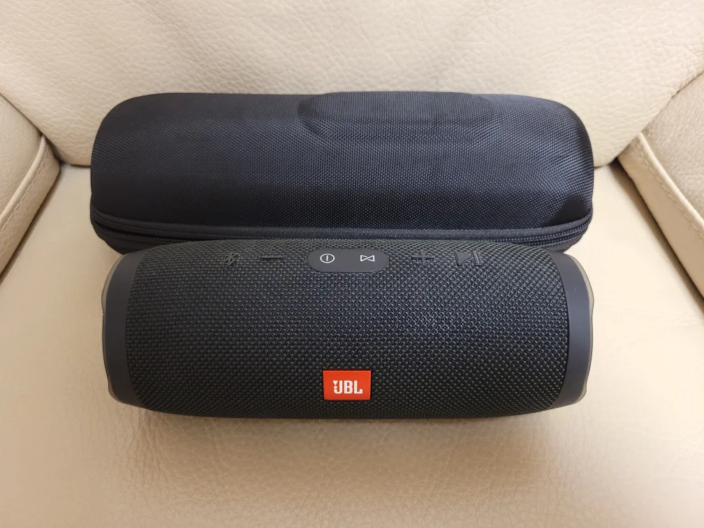 JBL charge3 블루투스 스피커 +휴대용케이스