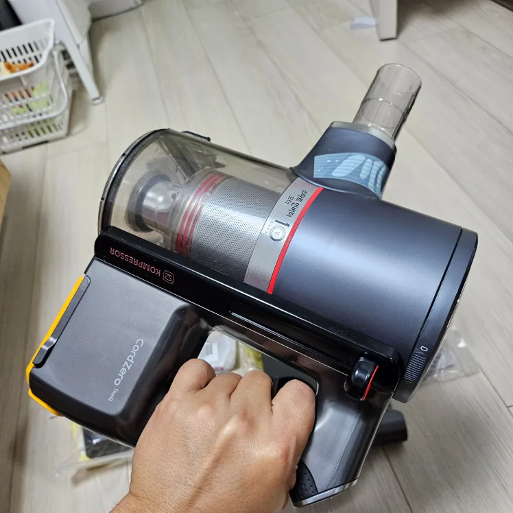 lg 코드제로 무선청소기 중고 팝니다