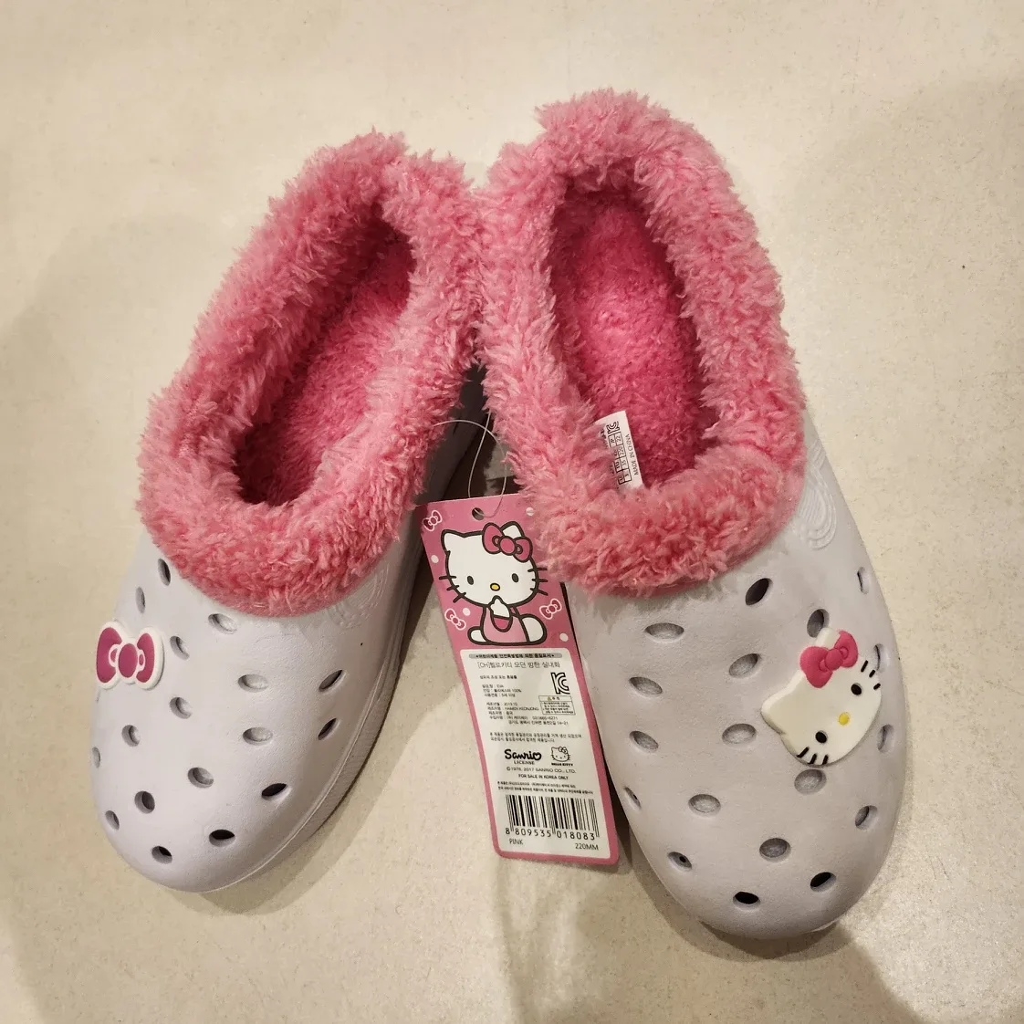 새상품 헬로키티 실내화
