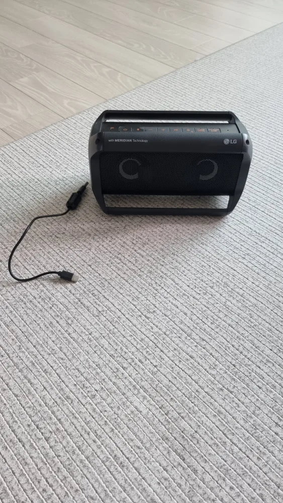 LG pk5 블루투스 스피커팝니다(중고)