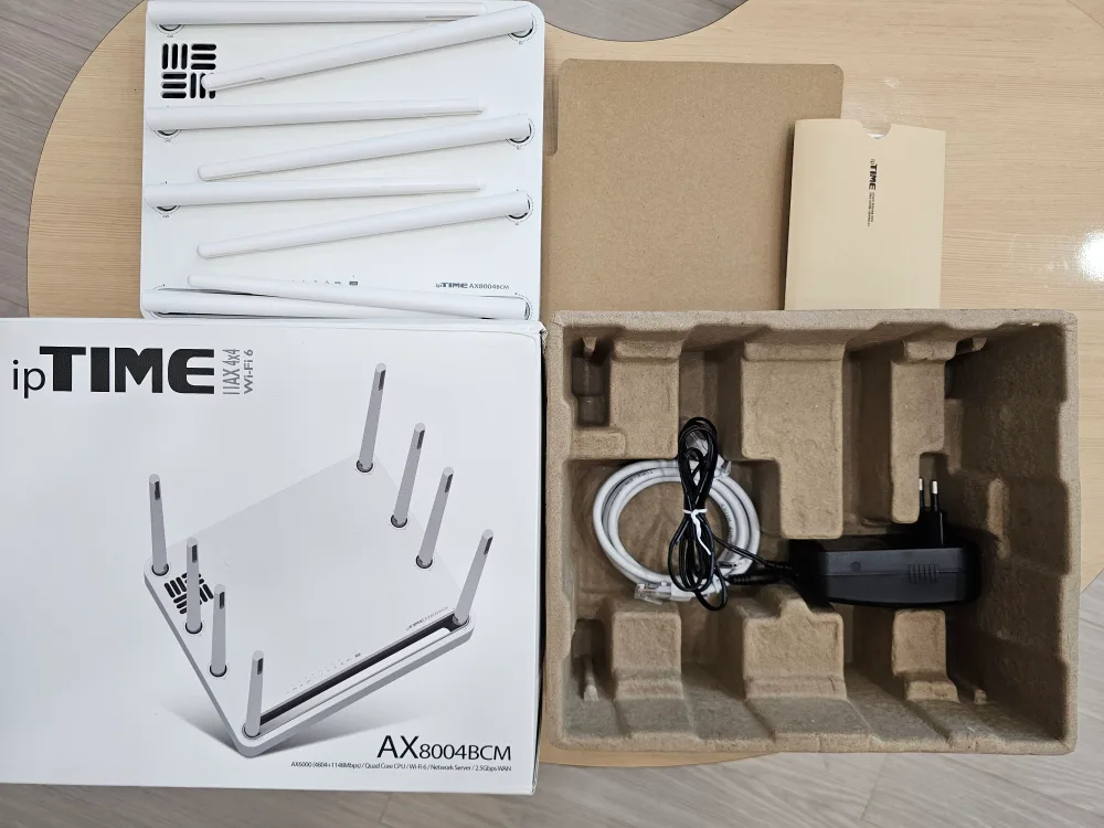 ipTIME AX8004BCM 유무선 공유기 팝니다 (중고)