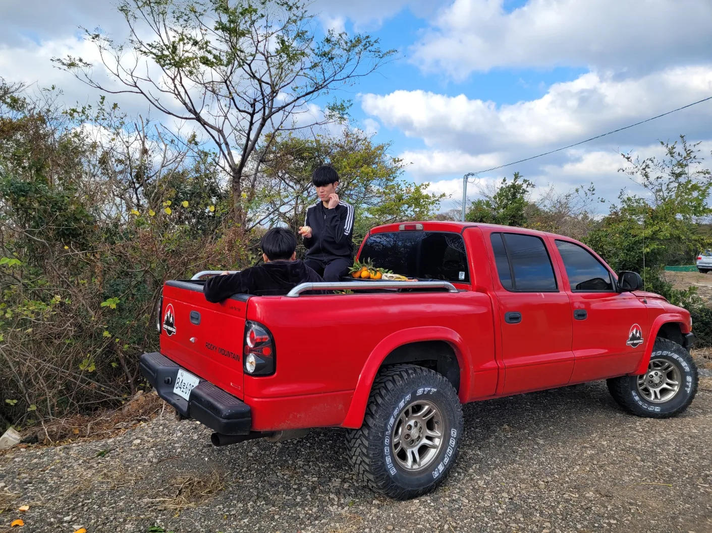 픽업트럭 중고 타이어 팔아요