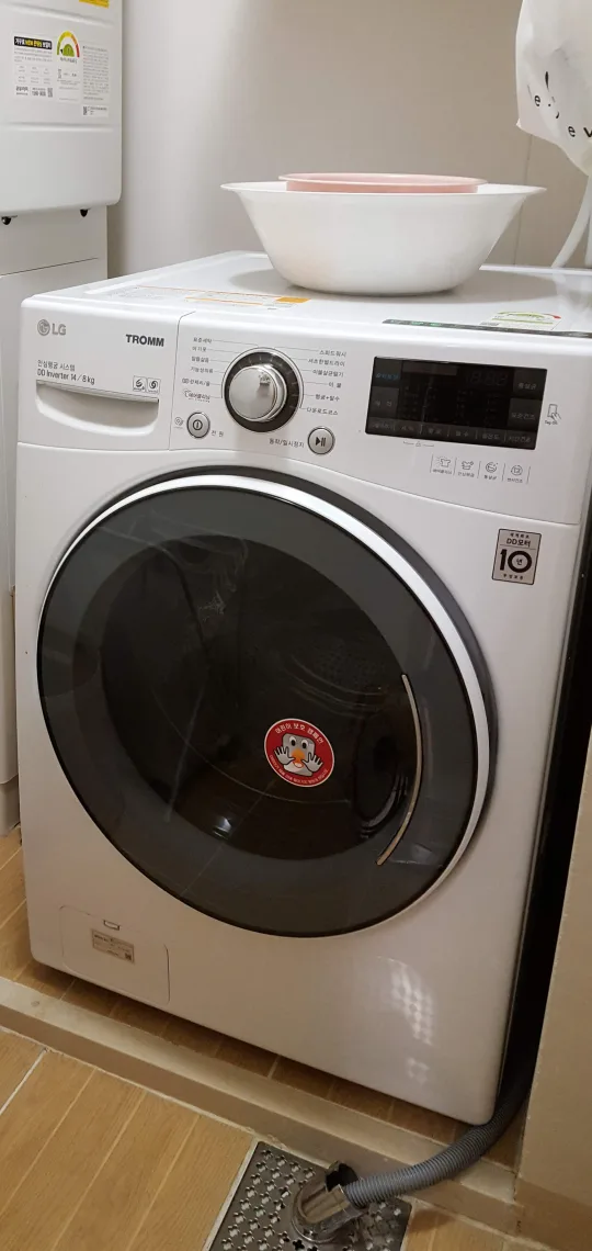 LG 엘지 트롬 드럼 세탁기 FR24D7NQNZ (14kg, 건조 8kg)
