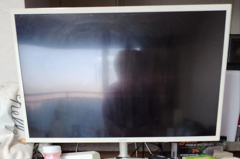 중고 32인치 판매합니다