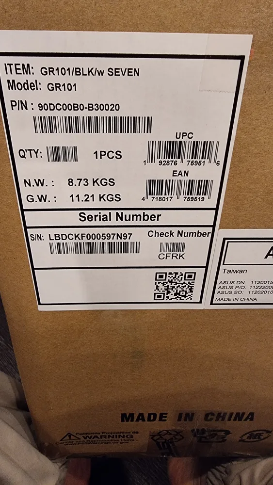 Asus Rog Z11 컴퓨터 케이스 팝니다.(새제품)