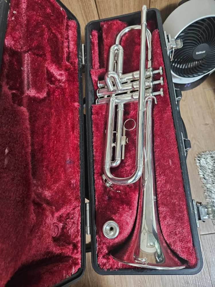 중고야마하트럼펫 팔아요