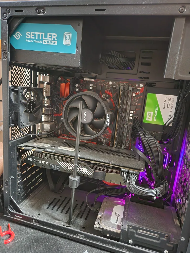 중고 컴퓨터 팝니다.