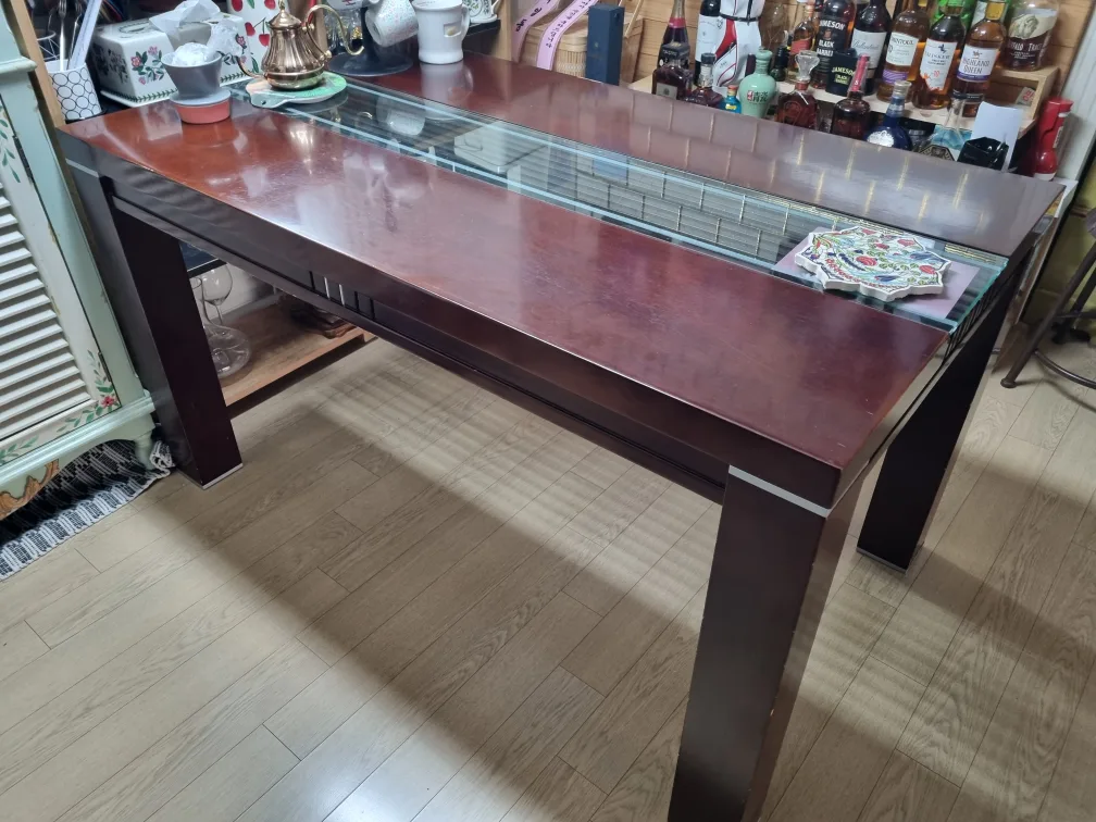 중고식탁 무료로 가져 가세요