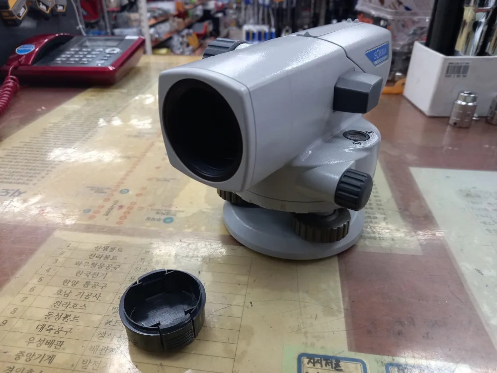 소키아 오토레벨 32배율 새거같은 중고 팝니다.