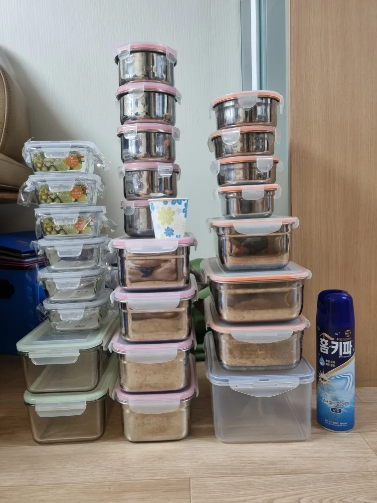 중고 뚜껑반찬통(스테인리스,유리,플라스틱) 일괄 판매합니다.