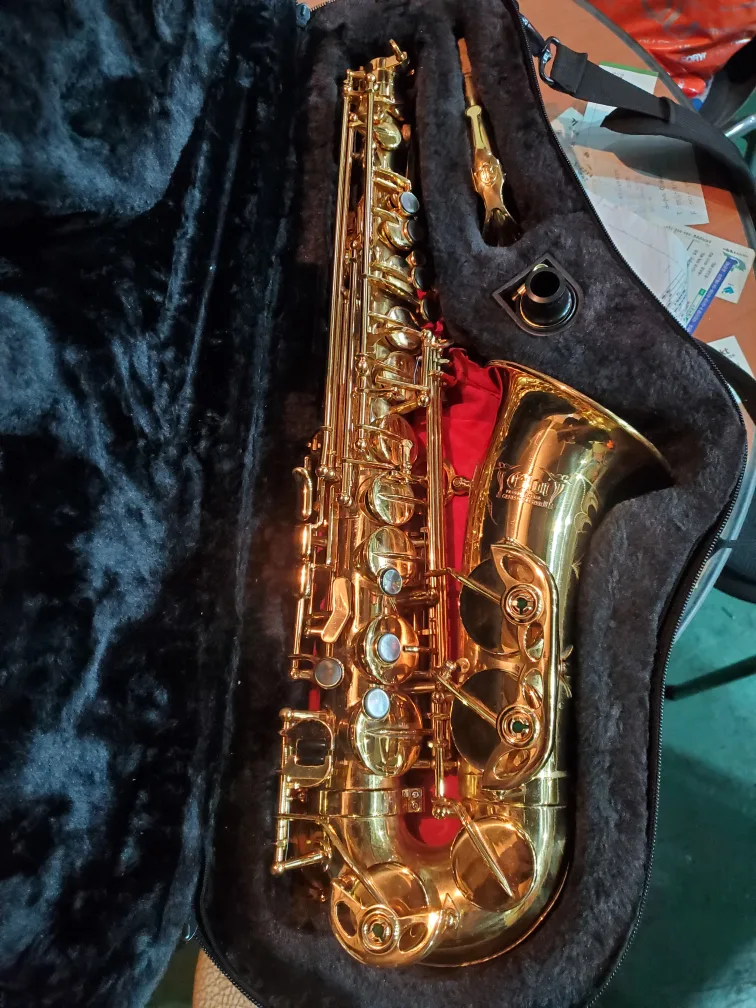 중고알토섹소폰 팔아요