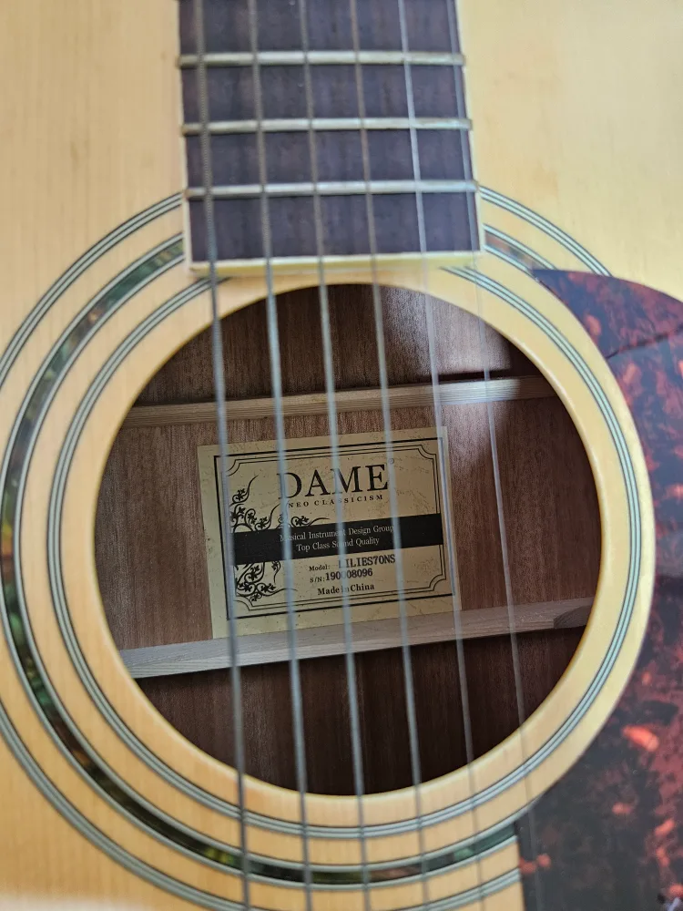 데임릴리즈70 중고기타