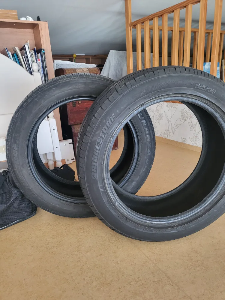 브리지스톤 235 50 18 중고