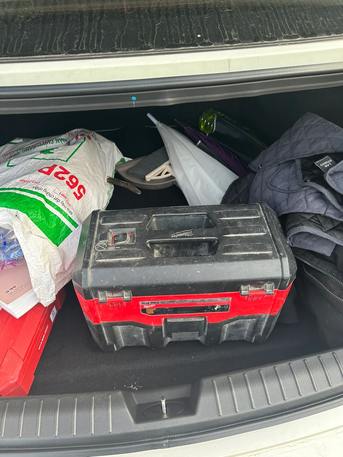 밀워키 무선 집진기(중고)