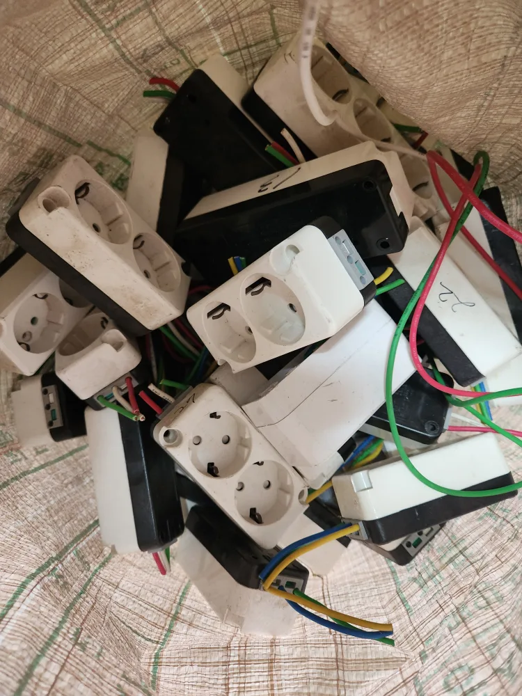 2구 3구 콘센트 중고 나눔 합니다.